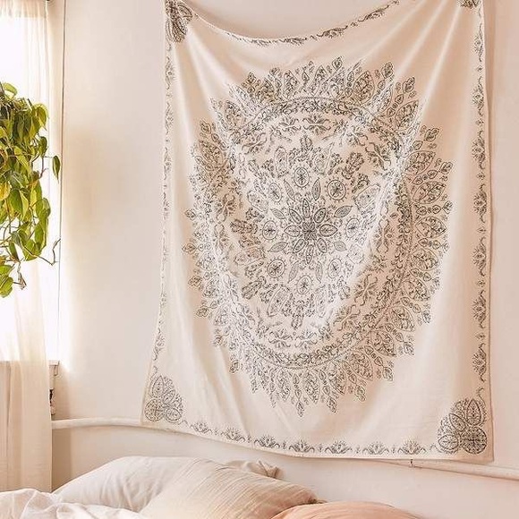 Urban Outfitters Mandala Tapestry - Picture 1 of 1